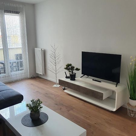 Smarte Dachgeschosswohnung Mit 2 Terrassen Direkt Am Hauptbahnhof Wien Exteriör bild